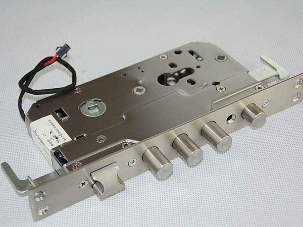 路北24小时上门开锁公司